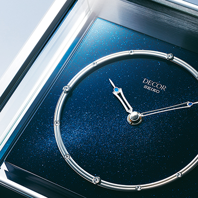 星の煌めく夜空の美しさを新技法で表現した高級置時計を発売6月10日 